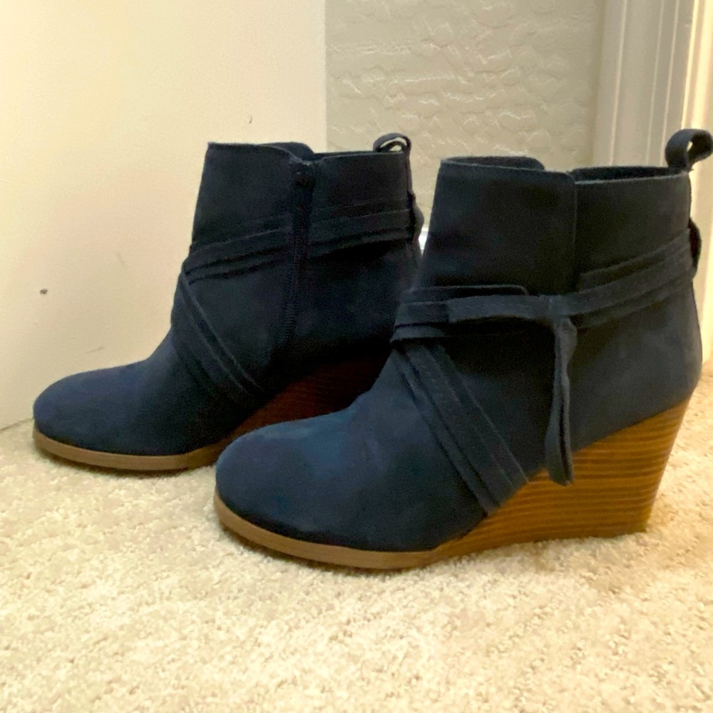 DIBA Bindie Wrap around Suede Wedge Bootie